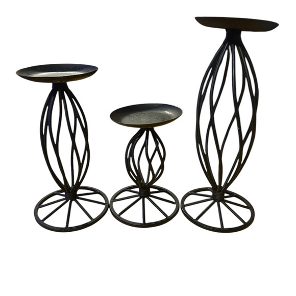 Studio Decor Elegant Set of 3 Black Metal Candle pedestal holder - Picture 1 of 2